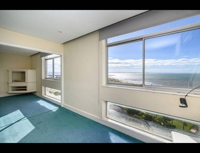 3 BEDROOM APARTMENT FOR SALE IN HUMEWOOD